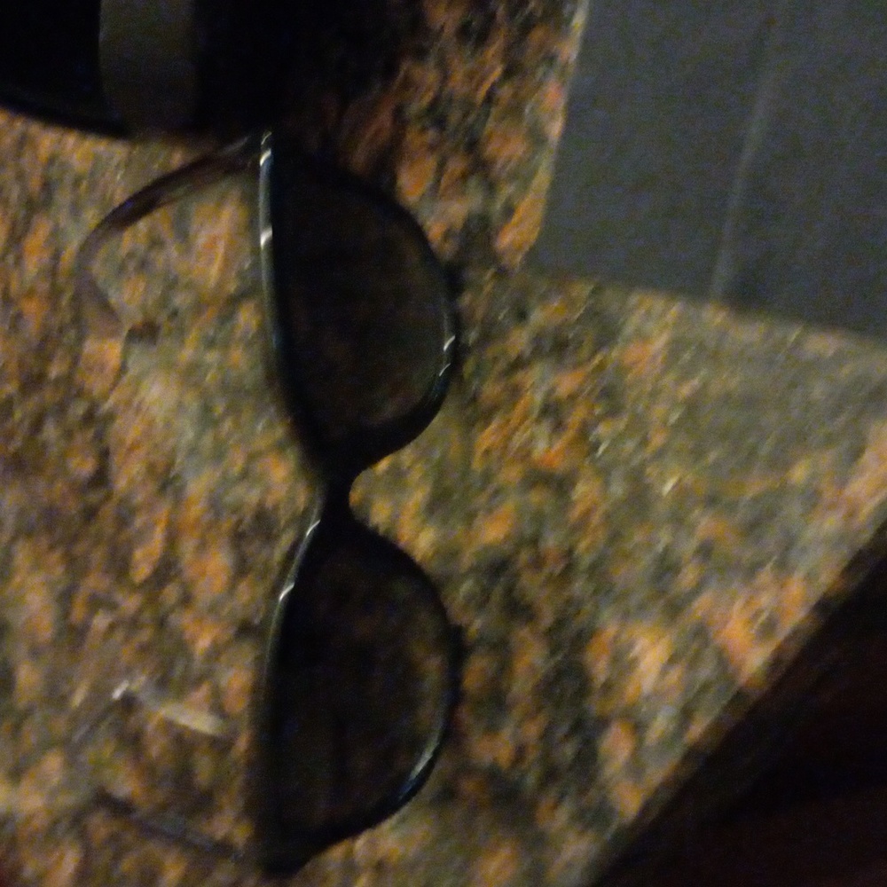 Coach Shades - Picture 4 of 4